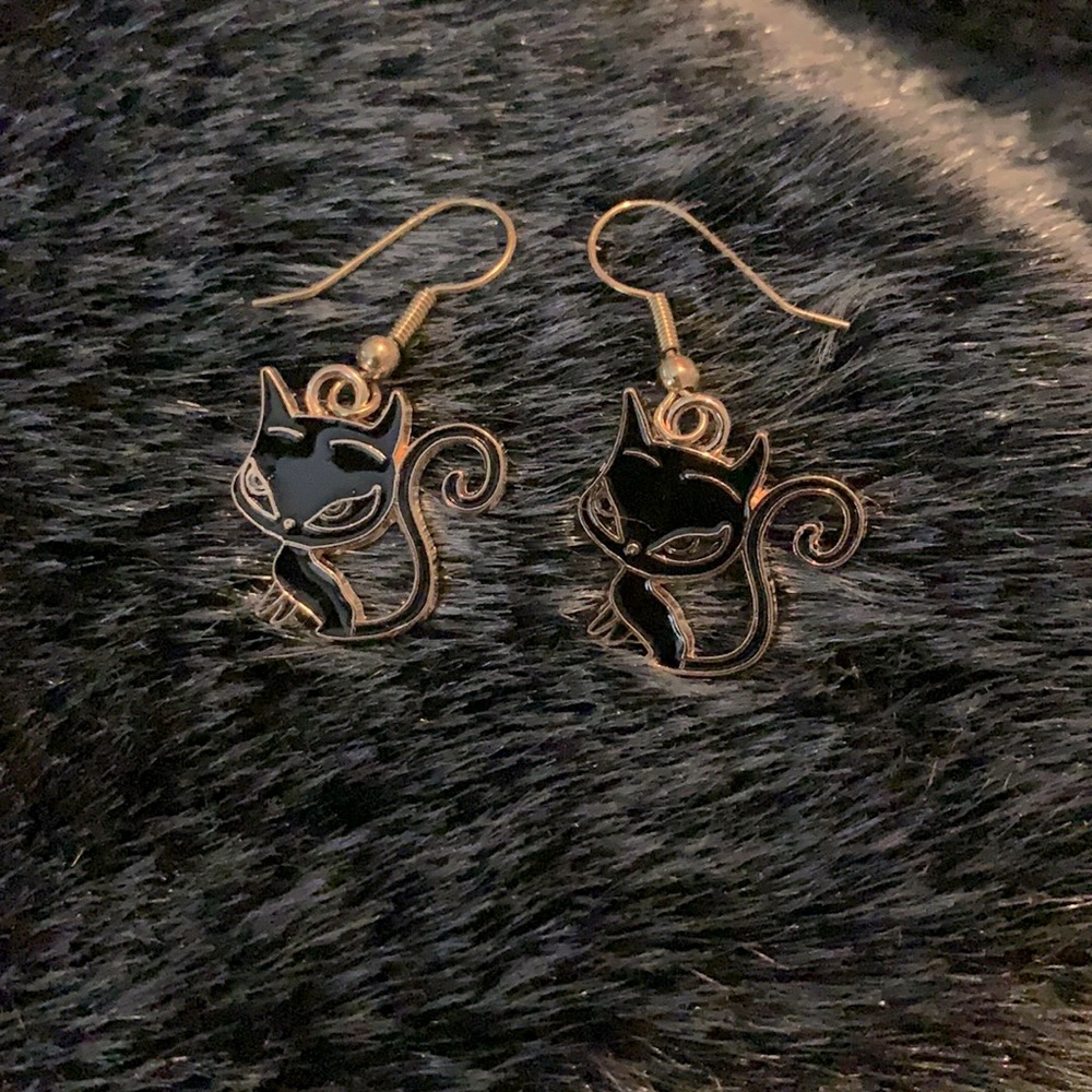 🖤🖤🖤Black Cat Earrings 🐈⬛🐈⬛Halloween - Picture 3 of 3